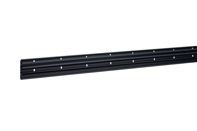 Sockelleistenkanal-Unterteil für LED-Einbau Kammern PVC zu SL 20x80mm schwarz | Hager